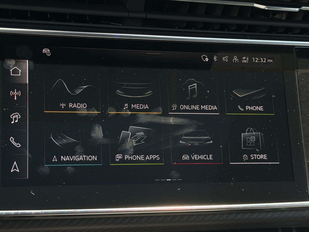 2026 AUDI RS Q8 4.0T 缩略图 23