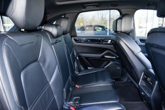 2023 Porsche CAYENNE — миниатюра 28
