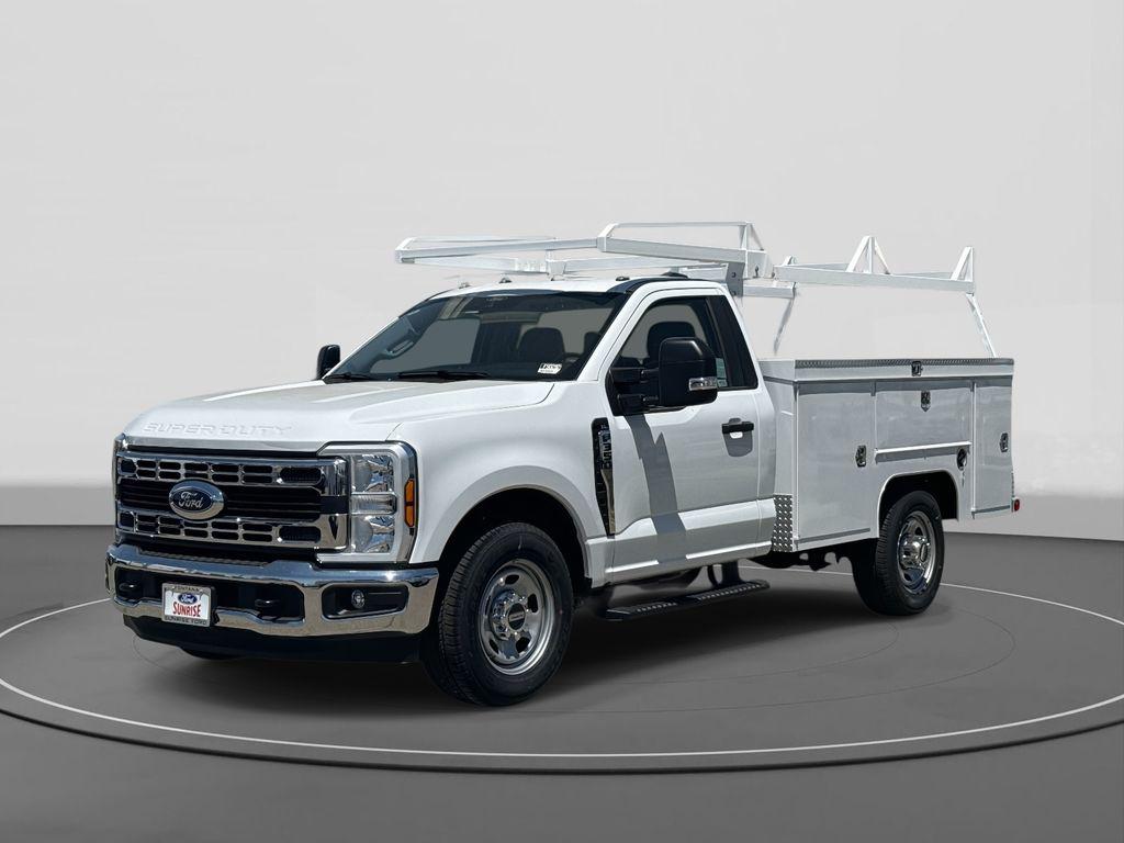 New 2025 Ford F-350 XL