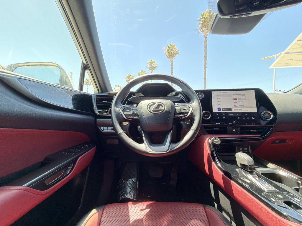 2024 Lexus NX 250 BASE — миниатюра 16