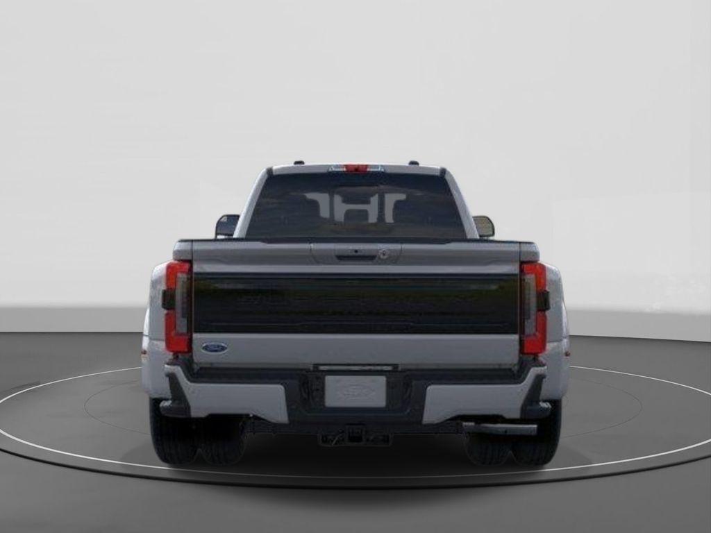صورة 5 لـ 2026 FORD F-350 PLATINUM