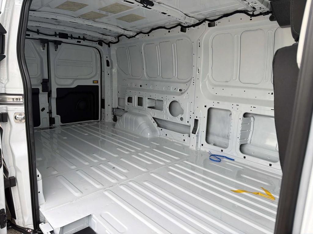 صورة مصغرة 21 لـ 2026 FORD TRANSIT-250 BASE