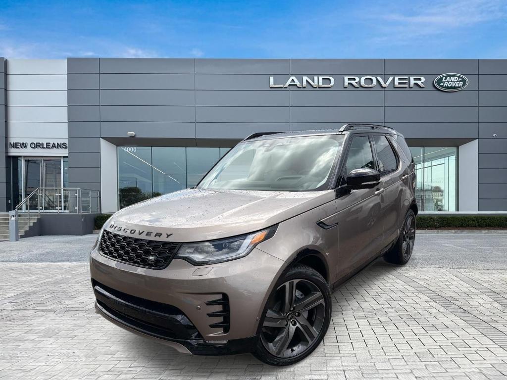 New 2026 Land Rover Discovery Dynamic SE