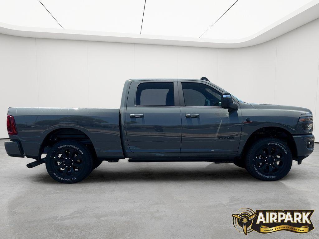 صورة 3 لـ 2026 RAM 2500 LARAMIE CREW CAB 4X4 6'4' BOX