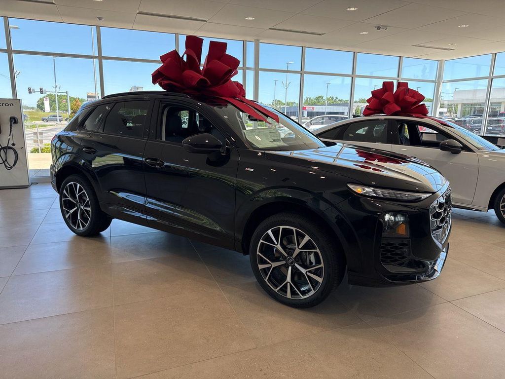 New 2026 Audi Q3 TFSI quattro S tronic