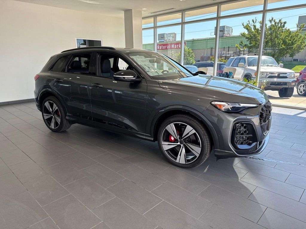 New 2026 Audi SQ5 3.0T Premium Plus