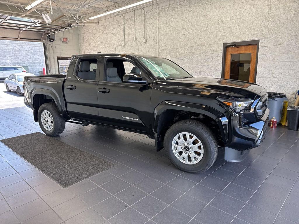 New 2026 Toyota Tacoma SR5