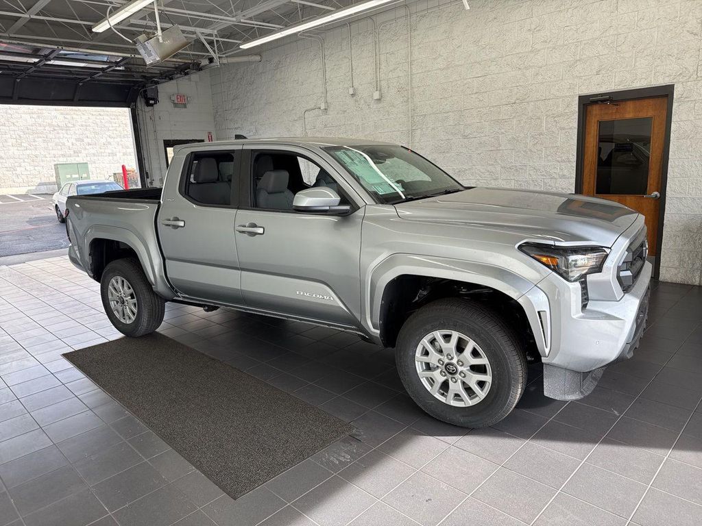 New 2026 Toyota Tacoma SR5