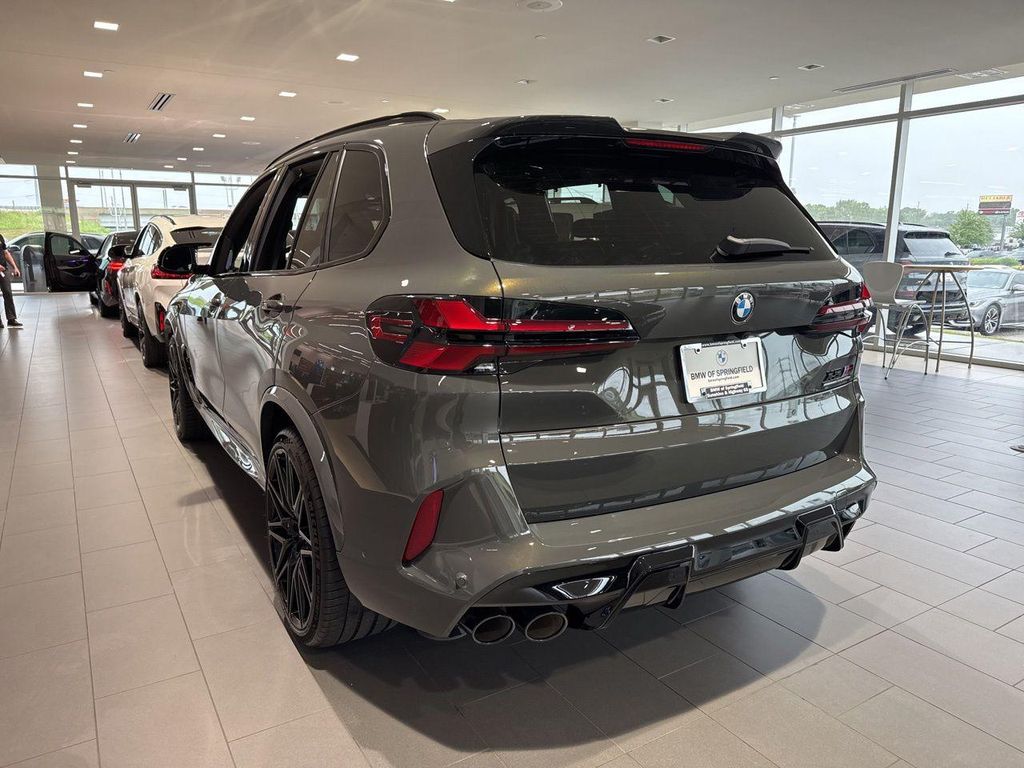 2026 BMW X5 M BASE — фото 6