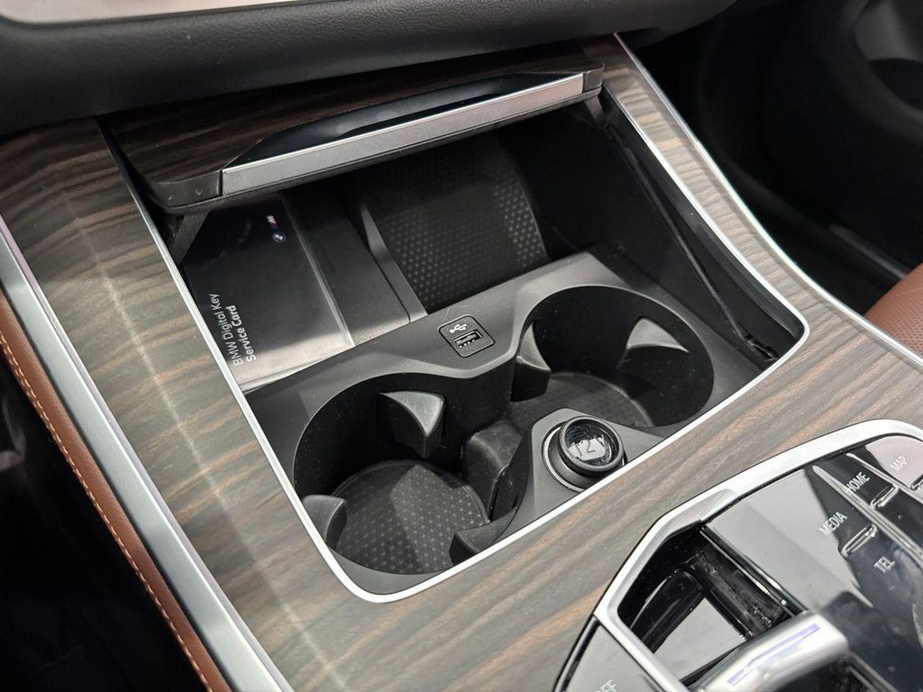 2026 BMW X5 PHEV XDRIVE50E 缩略图 30