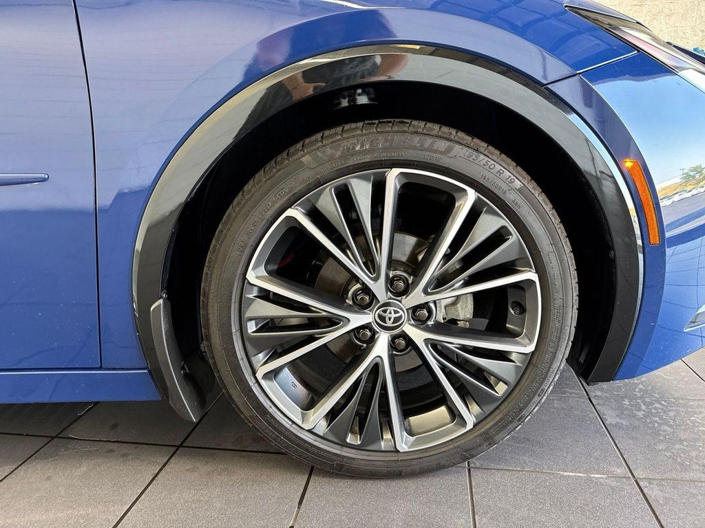 صورة مصغرة 52 لـ 2025 Toyota PRIUS XLE