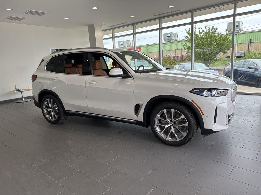 New 2026 BMW X5 PHEV xDrive50e