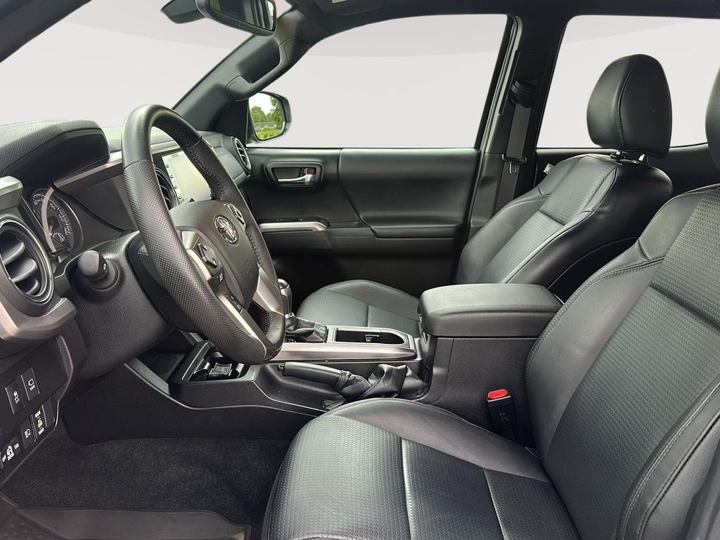 صورة 4 لـ 2022 Toyota TACOMA LIMITED