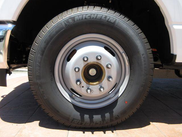 صورة 8 لـ 2026 FORD F-350 XL