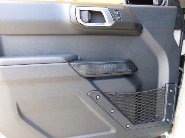 FORD BRONCO - 9