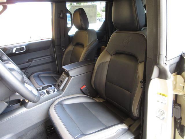 FORD BRONCO - 10