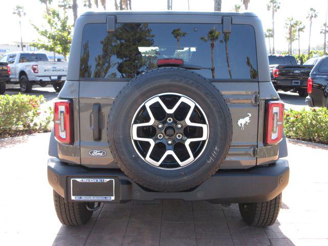 FORD BRONCO - 3