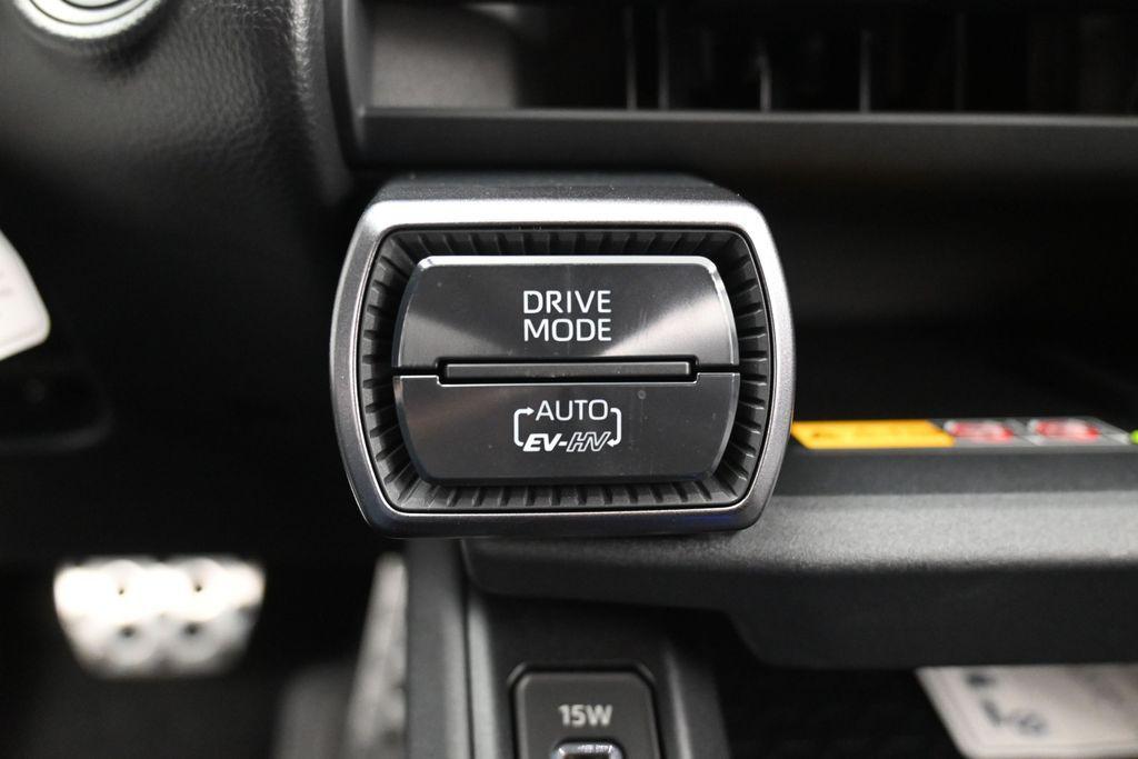 صورة مصغرة 21 لـ 2026 Toyota RAV4 PLUG-IN HYBRID GR SPORT