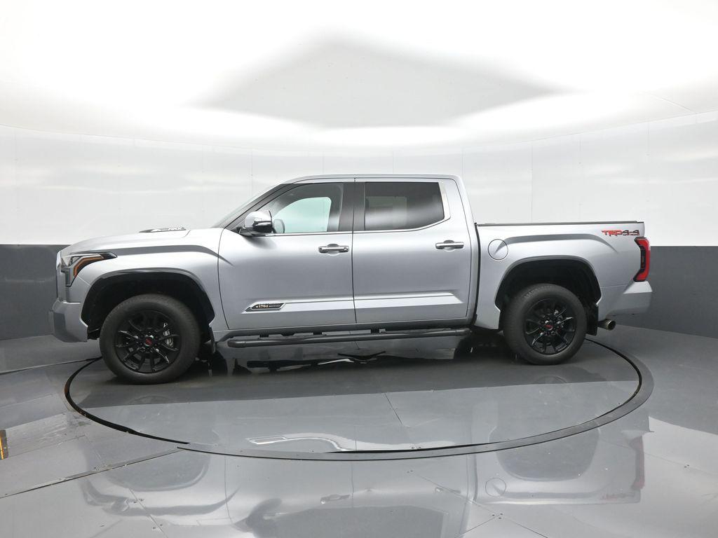 TOYOTA TUNDRA - 4