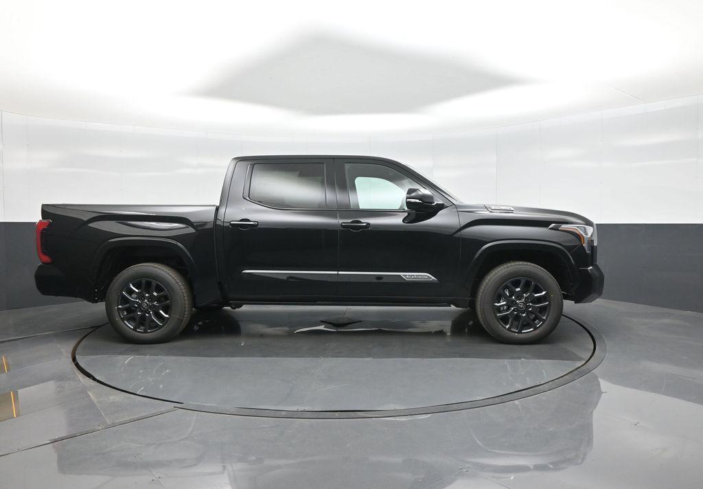 TOYOTA TUNDRA - 9