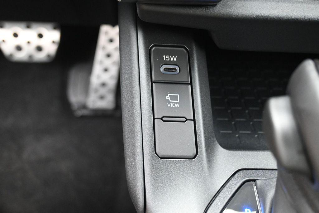 صورة مصغرة 25 لـ 2026 Toyota RAV4 PLUG-IN HYBRID GR SPORT