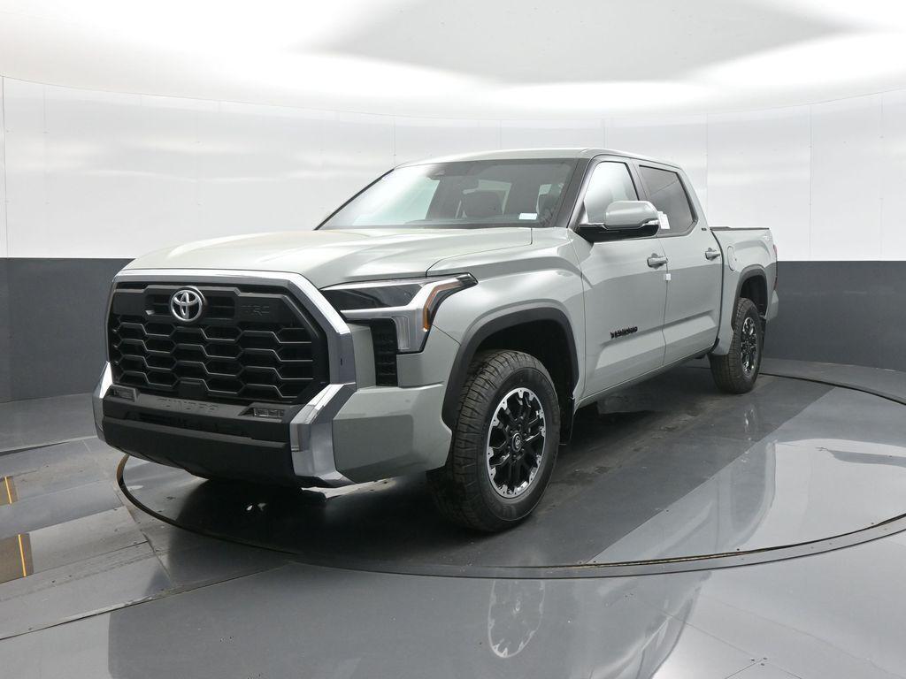 TOYOTA TUNDRA - 4