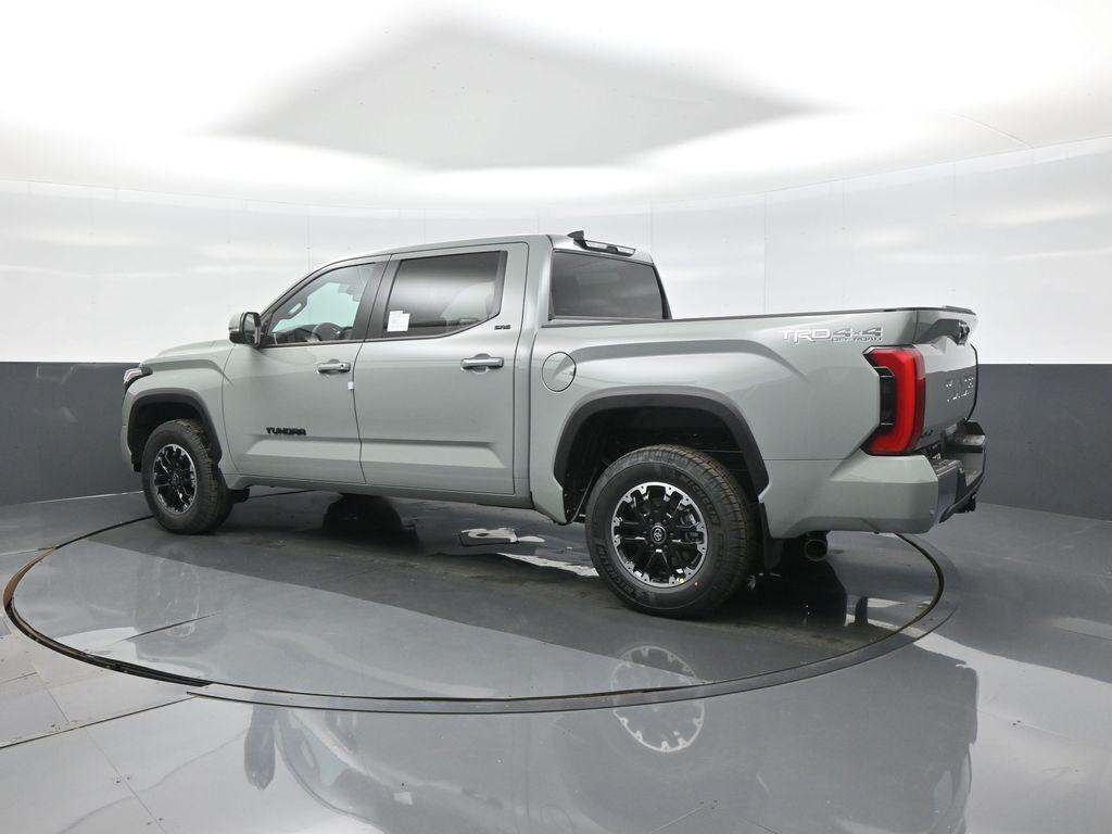 TOYOTA TUNDRA - 6