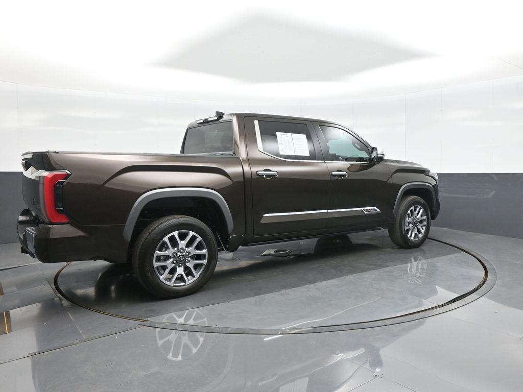 TOYOTA TUNDRA - 7