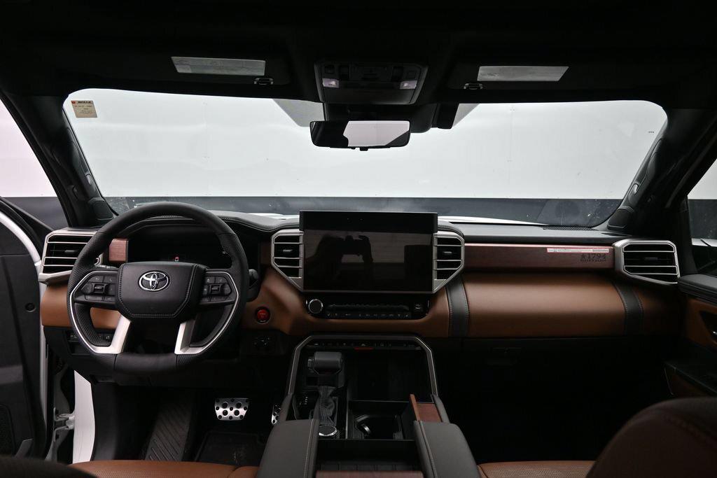 صورة 10 لـ 2026 Toyota TUNDRA HYBRID 1794 EDITION