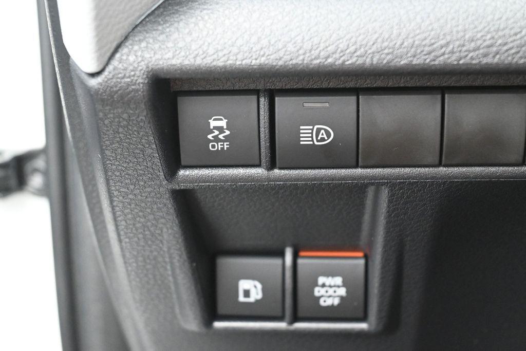 صورة مصغرة 14 لـ 2026 Toyota SIENNA XLE