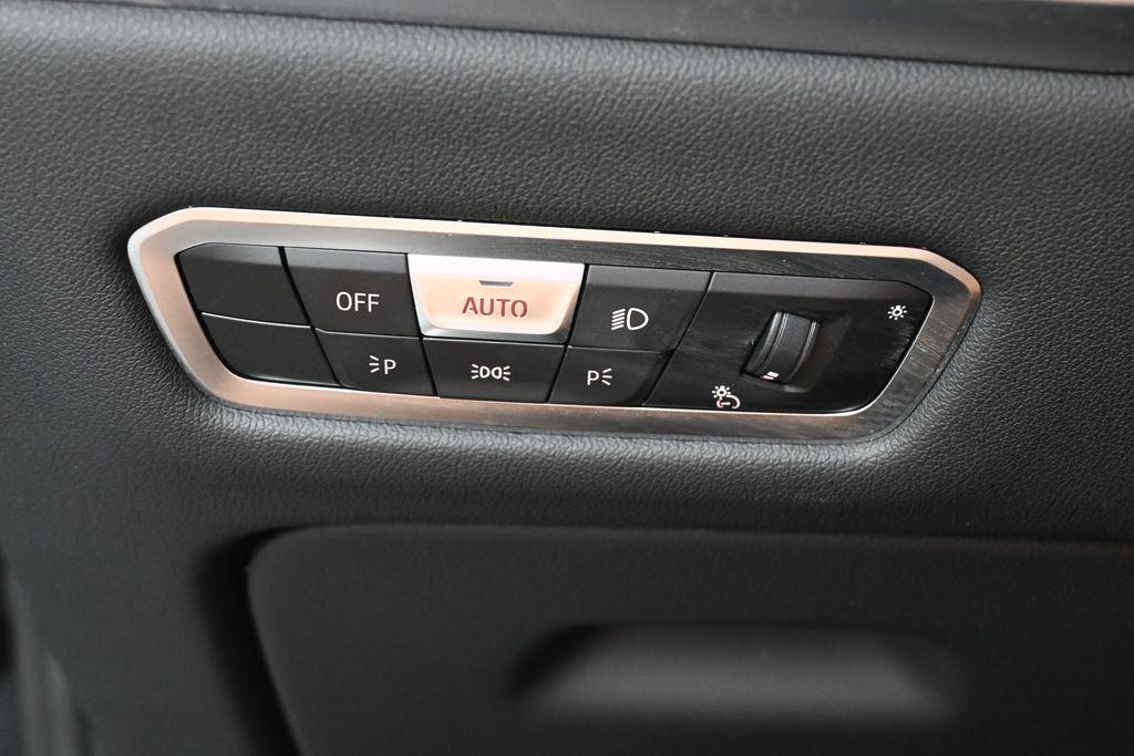صورة مصغرة 16 لـ 2023 BMW X7 XDRIVE40I