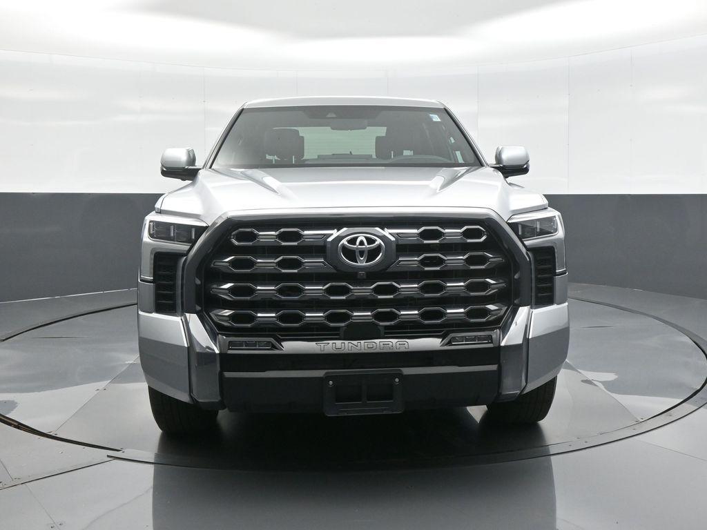 TOYOTA TUNDRA - 2