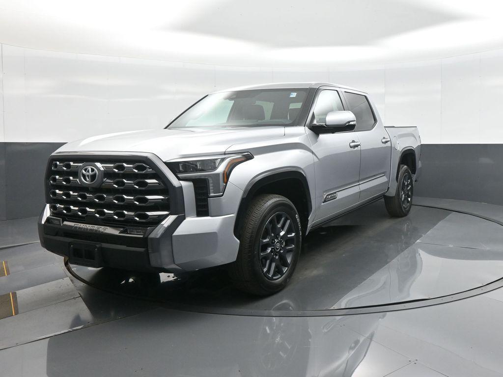 TOYOTA TUNDRA - 3