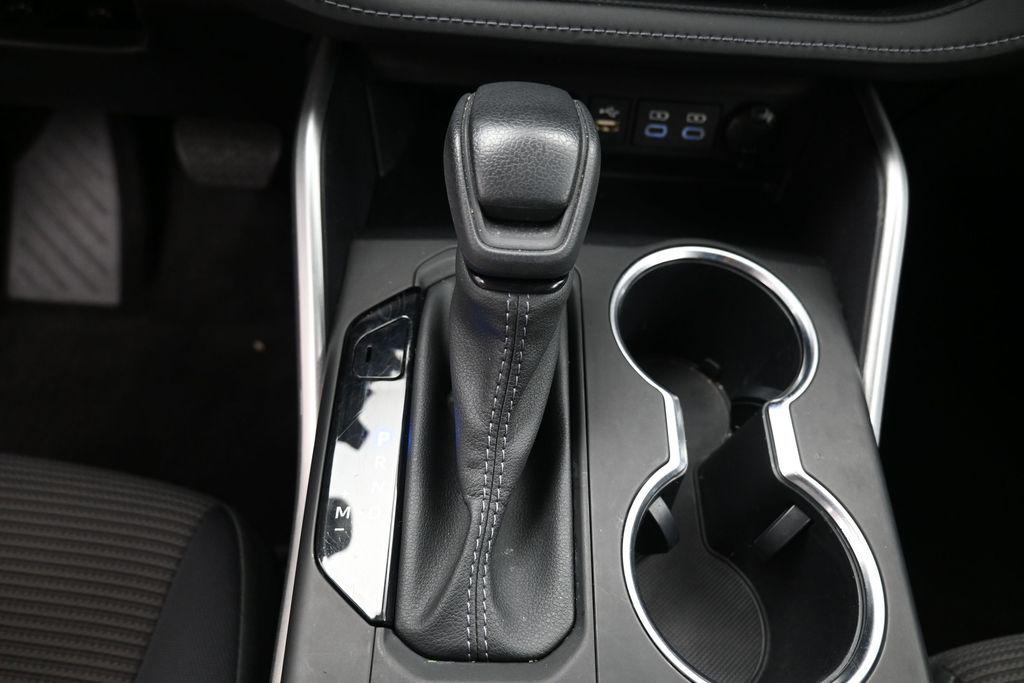 2023 Toyota HIGHLANDER L thumbnail 24