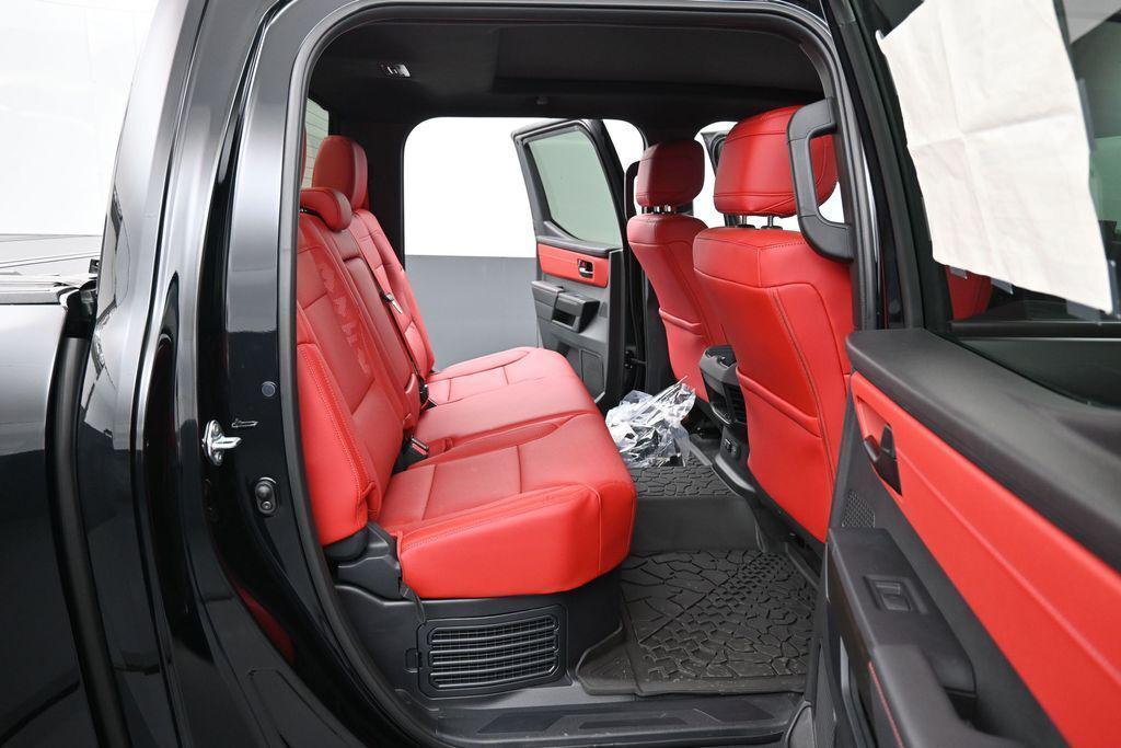 2025 Toyota TUNDRA HYBRID TRD PRO 缩略图 12
