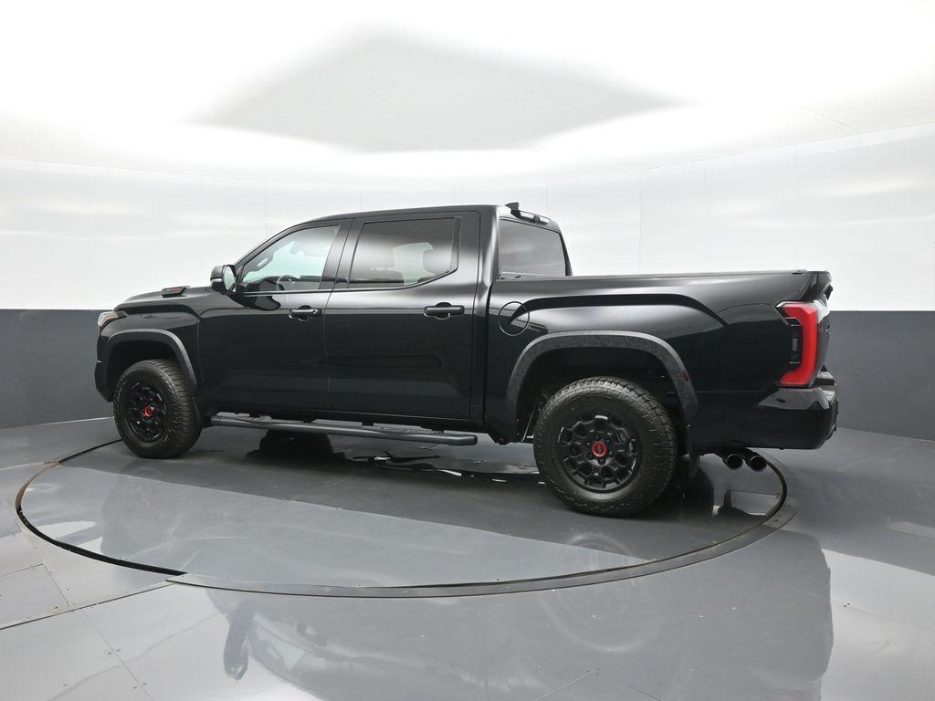 TOYOTA TUNDRA - 6