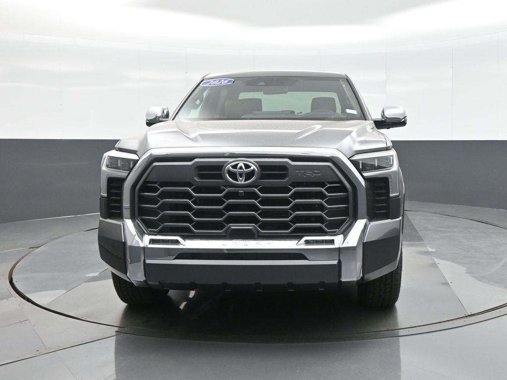 TOYOTA TUNDRA - 3