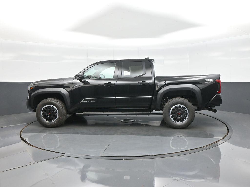 2026 Toyota TACOMA TRD OFF ROAD — фото 4