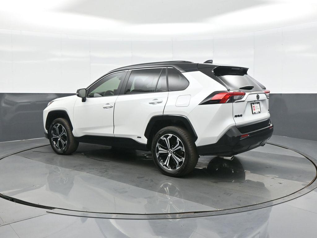 TOYOTA RAV4 - 7