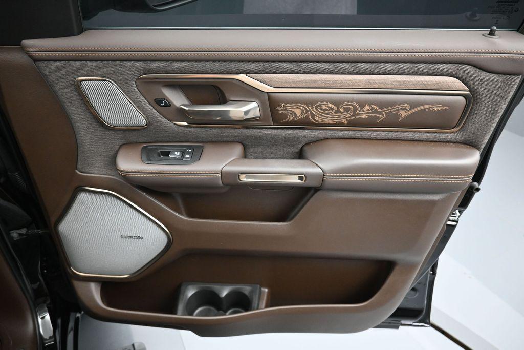 2025 RAM 1500 LONGHORN 缩略图 41