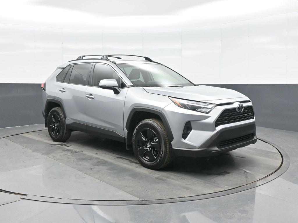 TOYOTA RAV4 - 1