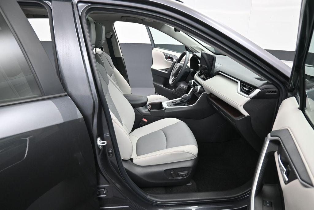 صورة مصغرة 37 لـ 2023 Toyota RAV4 LIMITED
