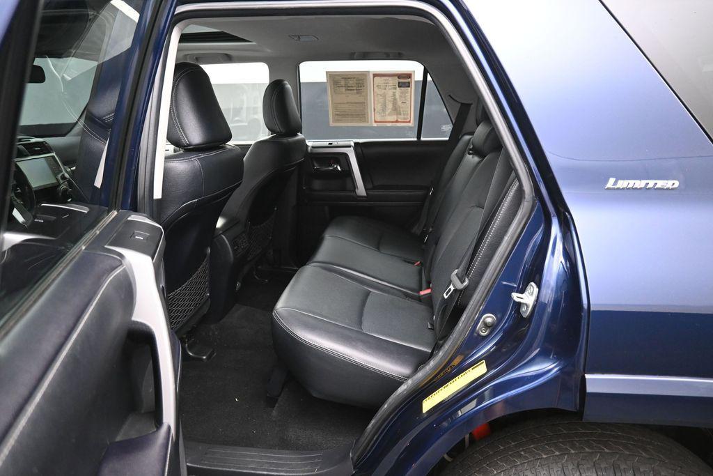 صورة مصغرة 30 لـ 2024 Toyota 4RUNNER LIMITED