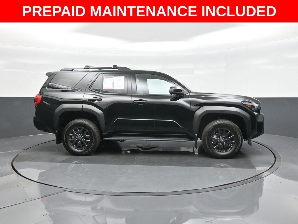 2026 Toyota 4RUNNER SR5 — фото 8