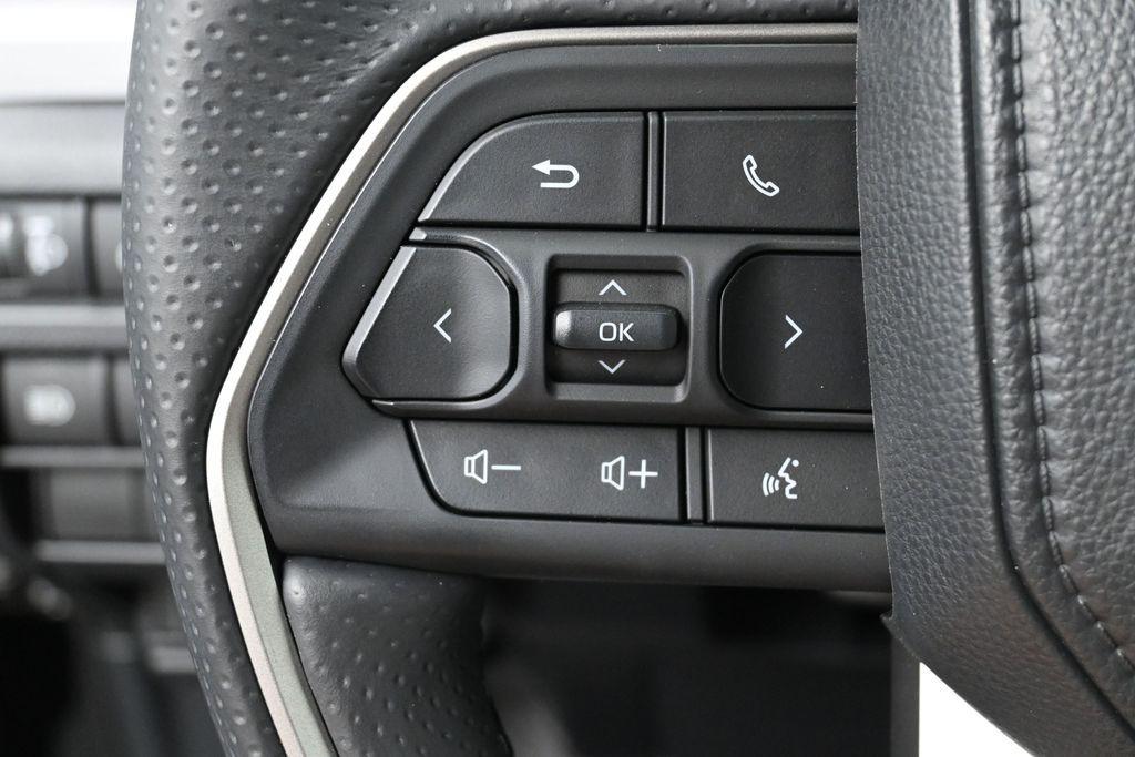 صورة مصغرة 17 لـ 2026 Toyota 4RUNNER SR5