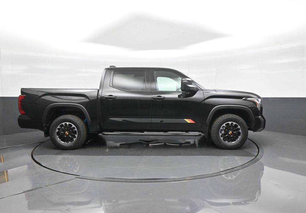 TOYOTA TUNDRA - 9