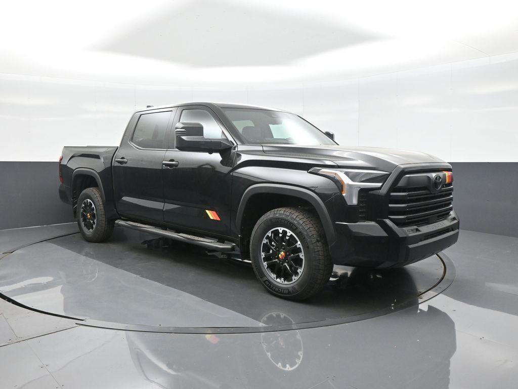 TOYOTA TUNDRA - 1