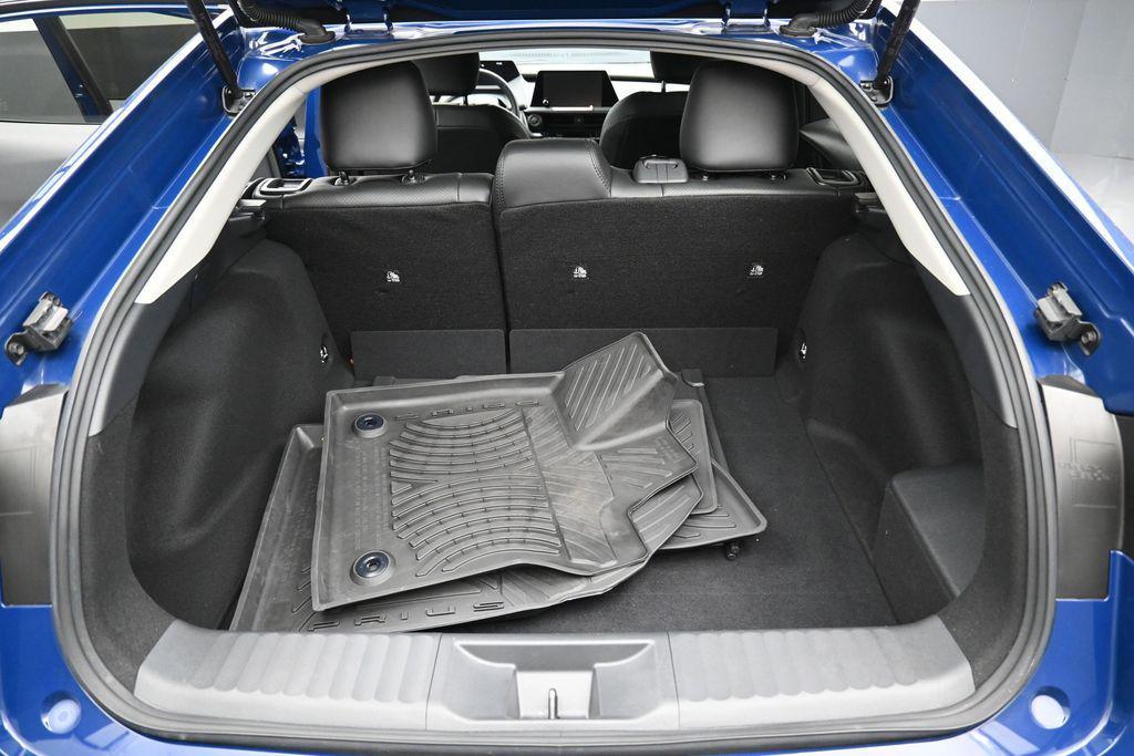 2025 Toyota PRIUS LE thumbnail 27