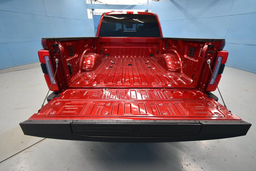 صورة مصغرة 31 لـ 2026 FORD F-250 PLATINUM