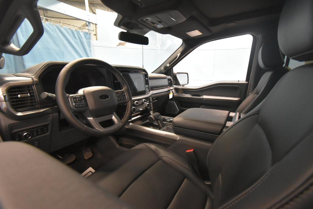 FORD F-150 LARIAT - 2